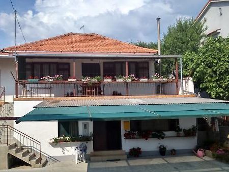 Apartmani Petra Пакоштане Екстер'єр фото